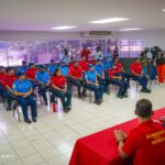Bomberos fortalecen capacidades con curso especializado en extinción de incendios