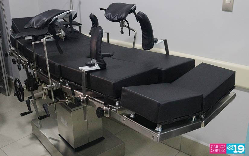 MINSA fortalece la atención quirúrgica con la entrega de 12 mesas de alta tecnología