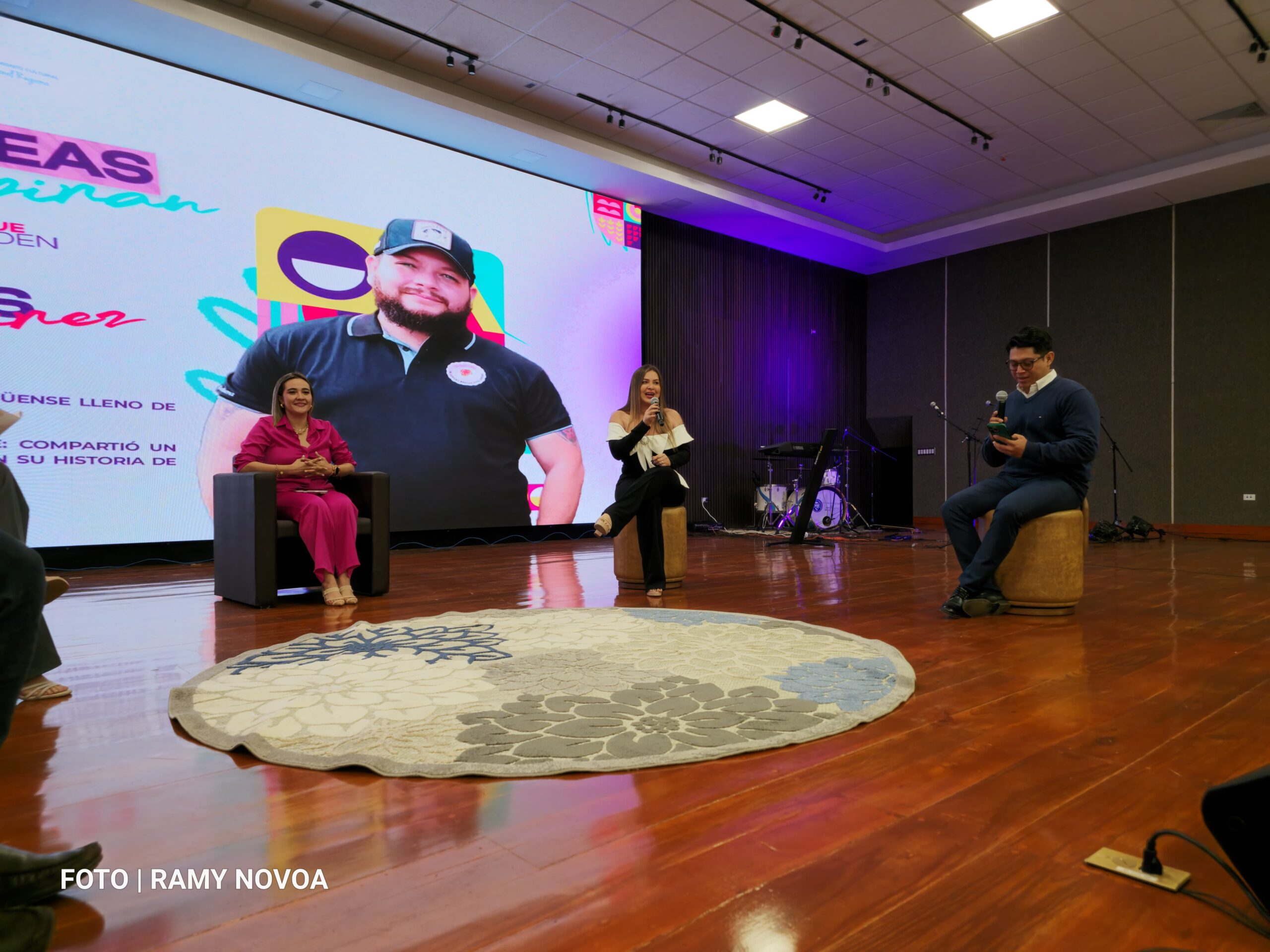 Jóvenes impulsan innovación en el Congreso de Industrias Creativas 2025