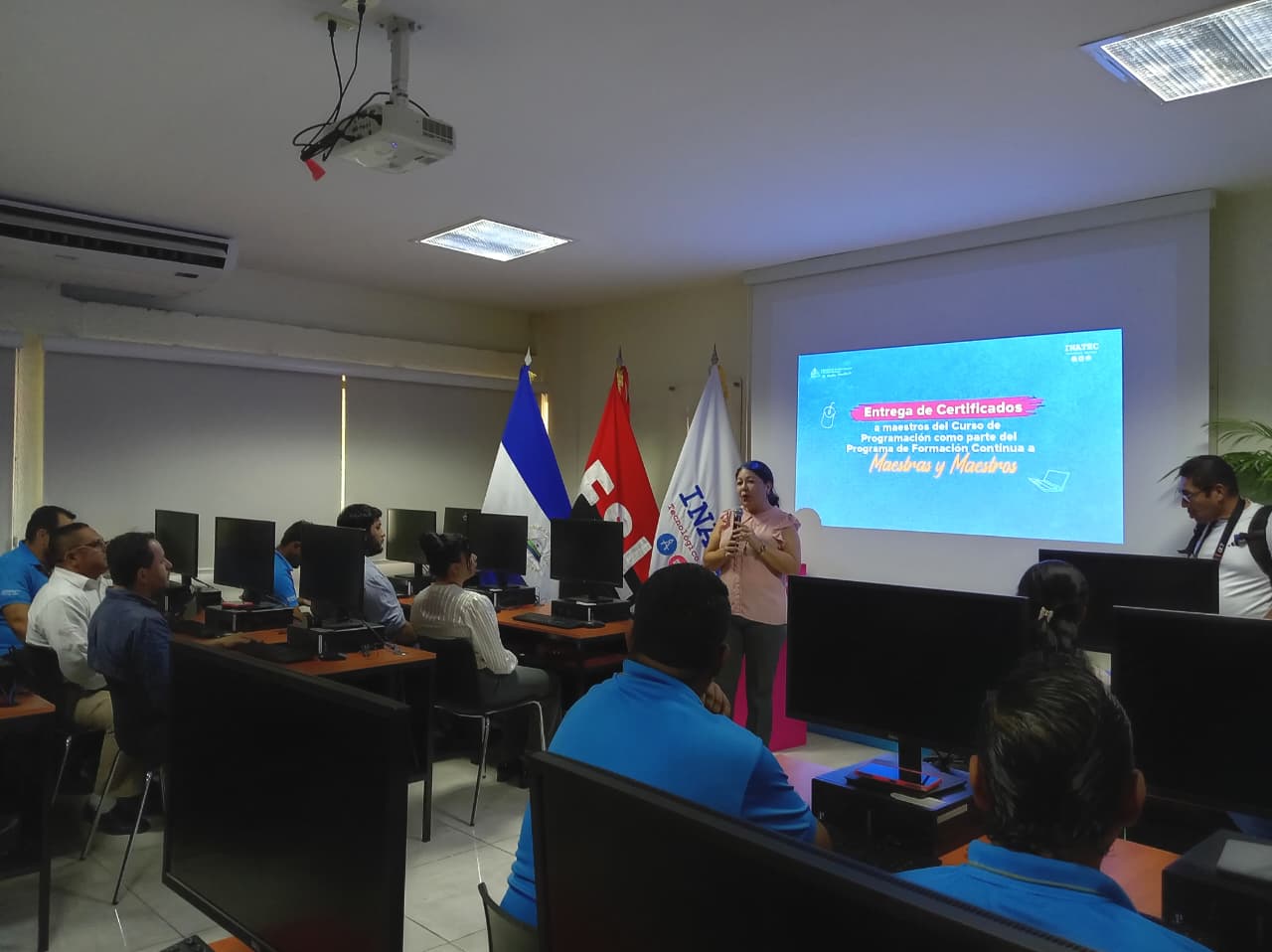 Docentes fortalecen sus competencias en programación con curso especializado de INATEC
