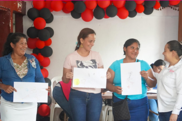 Mujeres artesanas de Nicaragua: talento y liderazgo que inspiran a la nación