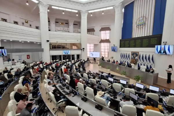 Asamblea Nacional elige nuevos magistrados y magistradas