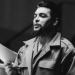 Esta gran humanidad ha dicho «¡Basta!» y ha echado a andar. Y su marcha, de gigantes, ya no se detendrá