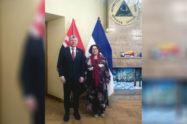 Delegación Parlamentaria Rusa Visita la Embajada de Nicaragua en Moscú