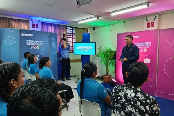 Tecnológico Nacional lanza nueva carrera técnica en Inglés para el ciclo académico 2026