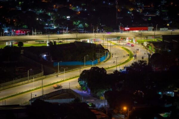 Desde La Paz, la juventud heroica entregará un nuevo tramo de la pista Héroes de la Insurrección