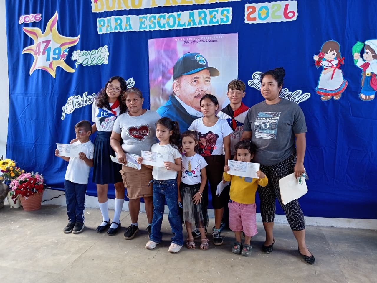 «Es una bendición y una gran ayuda”: madres agradecen bono escolar previo al inicio de clases