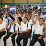 Con fiestas, música y piñatas, arranca el nuevo año escolar en todo el país