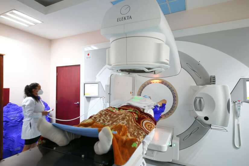 Nuevo programa de radiofármacos brinda más esperanza a mujeres en la detección del cáncer