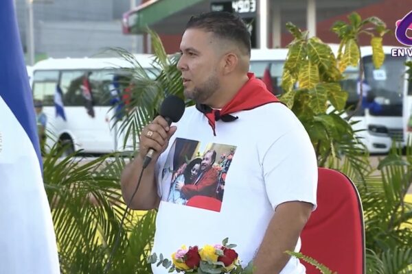 Sector transporte destaca beneficios de modernas unidades de microbuses