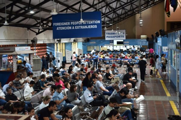 Nicaragua moderniza trámites consulares