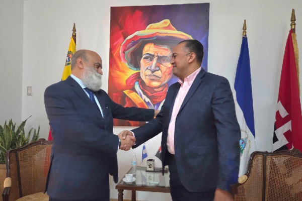 Embajador venezolano designado para Nicaragua sostiene encuentros en Caracas