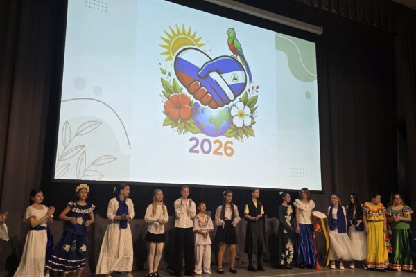 Con amor a Nicaragua: niñez de Sebastopol participa en Festival Hispanohablante