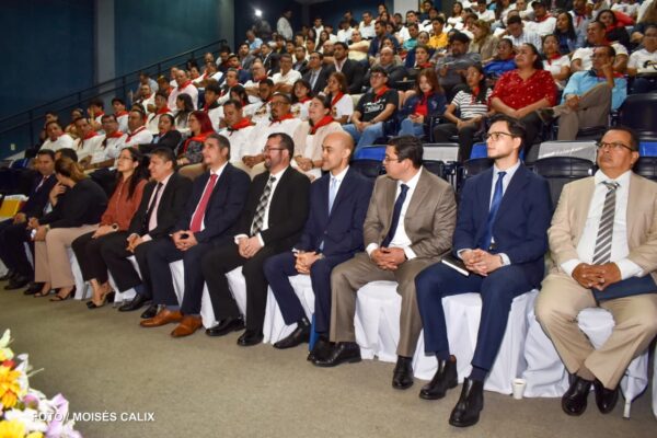 UNI inaugura año académico 2026 con lección magistral del Ministro de Transporte