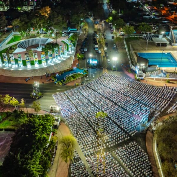 Foto de Imágenes aéreas del acto central de Abril: Mes de la Paz