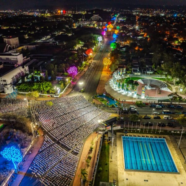 Foto de Imágenes aéreas del acto central de Abril: Mes de la Paz