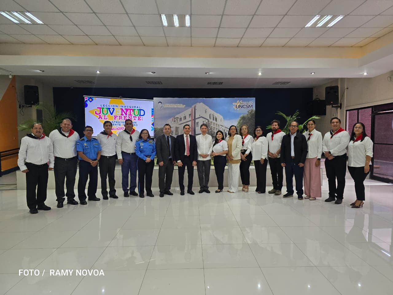 Juventud protagonista inaugura ciclo académico 2026 en Universidad Casimiro Sotelo