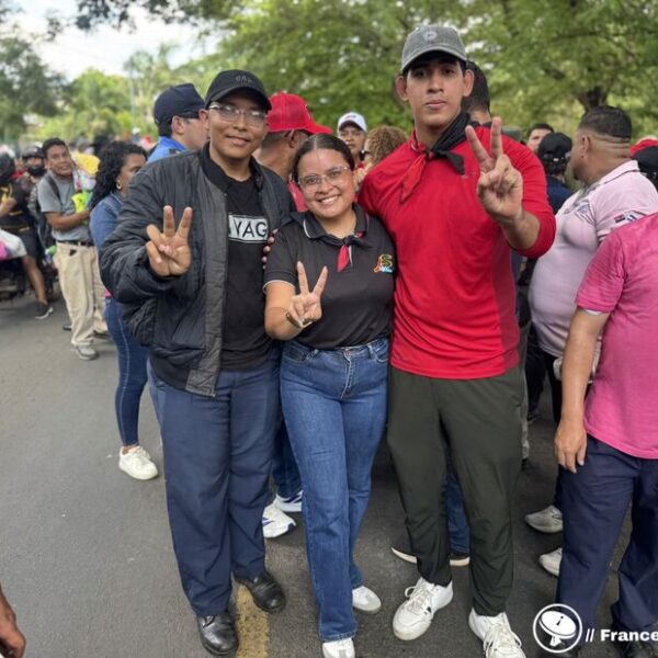 Foto de Recorrido de la Antorcha de la Inmortalidad rinde homenaje al Comandante Germán Pomares