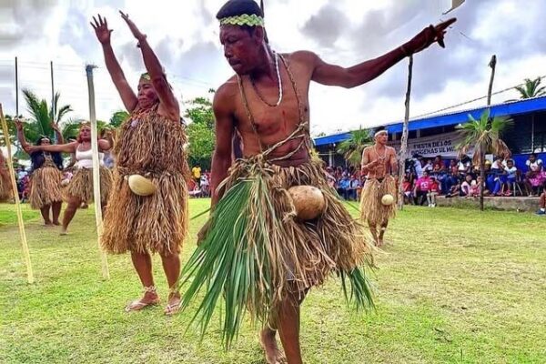 Pueblo Ulwa Celebra su Cultura y Transformación con Dignidad
