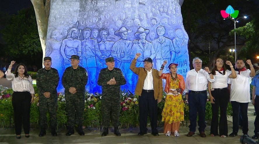 Sandino vive en la memoria del pueblo: Copresidentes encabezan acto conmemorativo al 131 aniversario de su natalicio