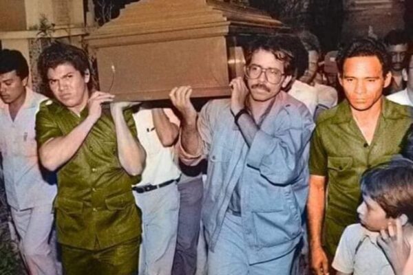 ¿POR QUIÉN DOBLAN LAS CAMPANAS AQUÍ EN NICARAGUA?