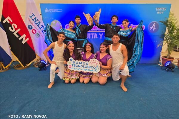 Primer aniversario del Centro Tecnológico Hermana Paquita destaca formación, talento y oportunidades en Managua