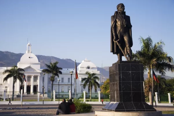 La Asamblea Nacional honra el legado emancipador de Toussaint–Louverture