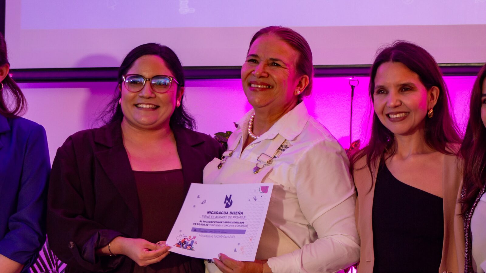 Imelda Arana obtiene el primer lugar en el Programa Emprendedor Creativo 2026