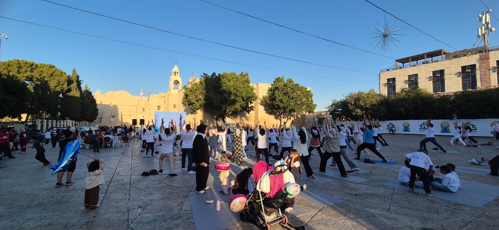 Nicaragua participa en la conmemoración del Día Internacional del Yoga en Belén, Palestina
