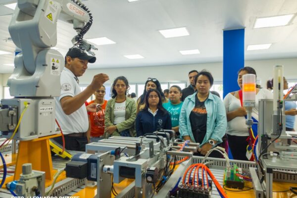Tecnología, innovación y talento: así inicia la primera generación del Taller Luban Nicaragua