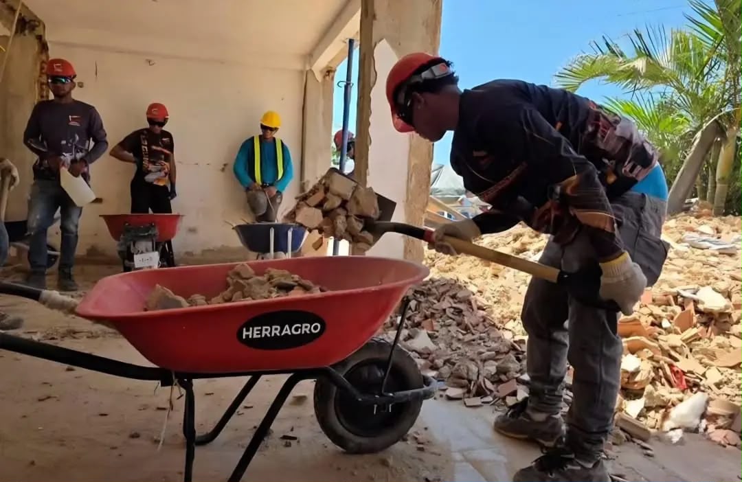 Gobierno de Venezuela avanza en etapa de reconstrucción en el estado La Guaira
