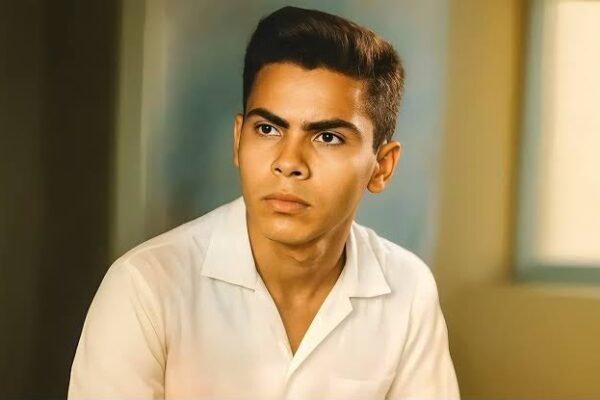Julio Buitrago vive donde la juventud abraza la historia con orgullo