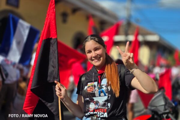 León conmemora el 47 aniversario de la toma del Fortín de Acosasco