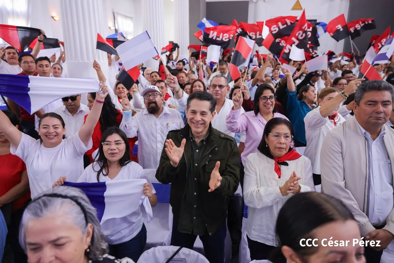 Reforma constitucional: este jueves concluye consulta con la Juventud Presidente