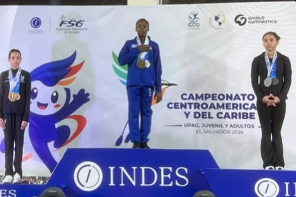 Gimnastas nicaragüenses conquistan medallas en El Salvador