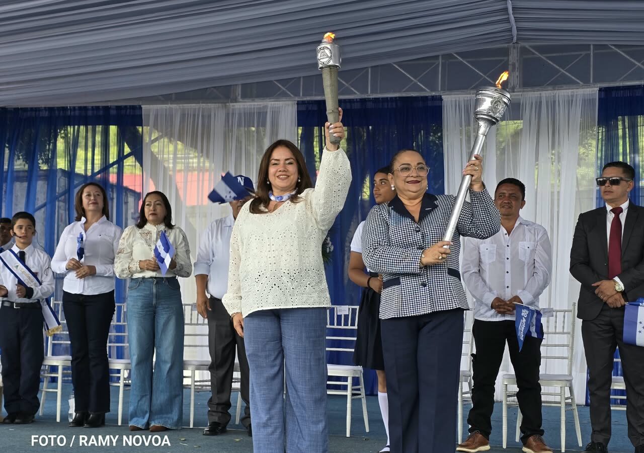 Nicaragua recibe la Antorcha Centroamericana en un acto de fraternidad entre los pueblos