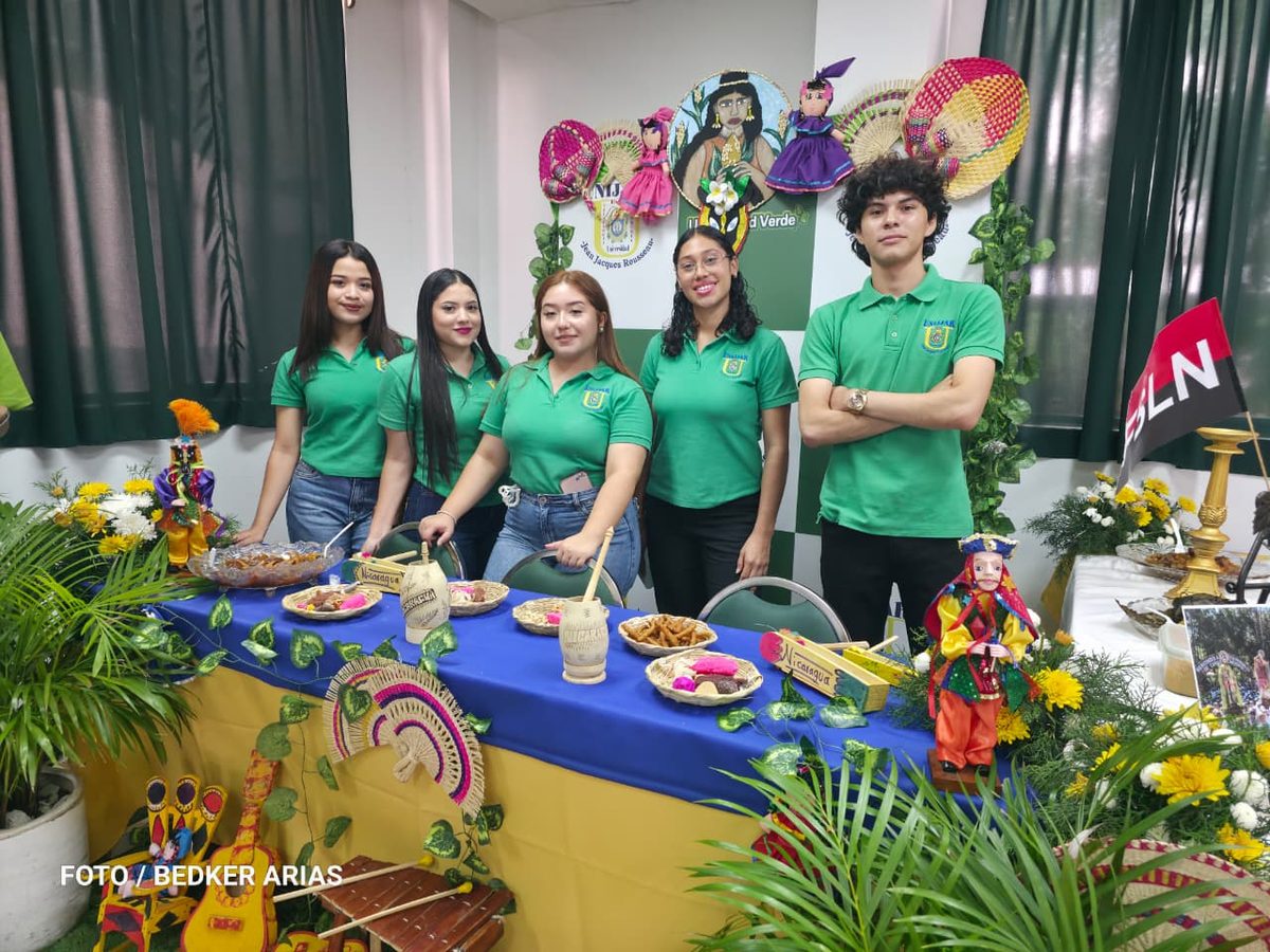 Universidades privadas promueven la identidad nacional y la cultura centroamericana en fiestas patrias