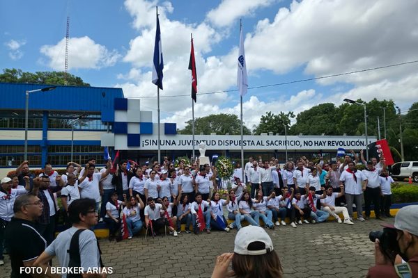 UNI honra legado de Pedro Aráuz Palacios con jornada cultural