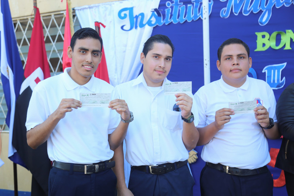 Bono Presidencial para bachilleres aumentará a C$4,000 en 2026