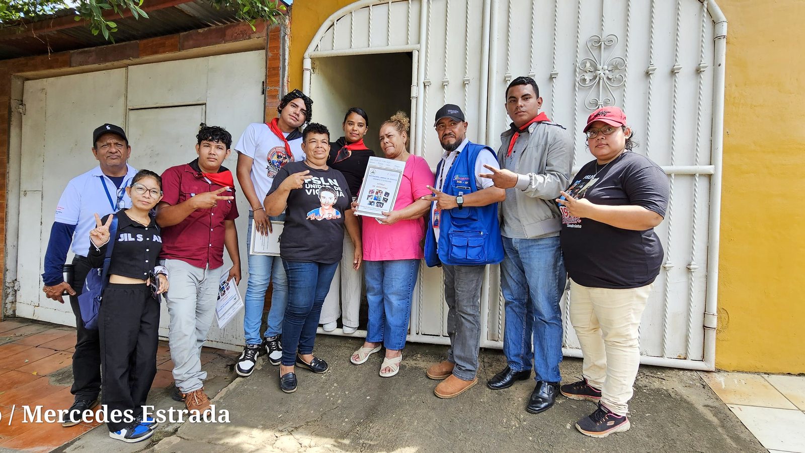 Familias de Managua reciben títulos de propiedad que garantizan seguridad jurídica