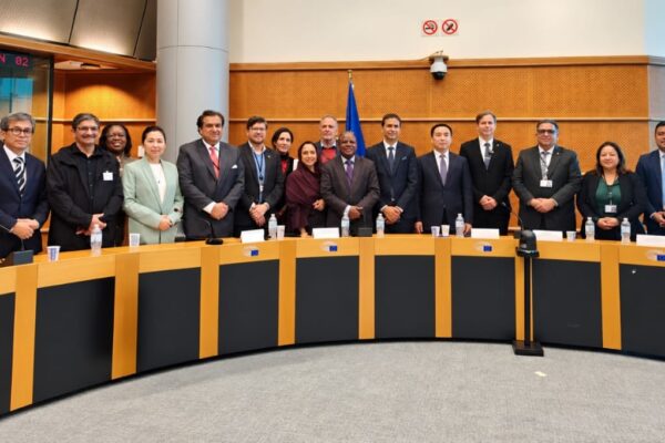 Nicaragua participa en encuentro sobre gobernanza global en Bruselas