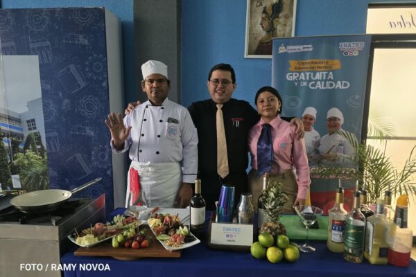 Nicaragua amplía oportunidades universitarias para egresados de carreras técnicas